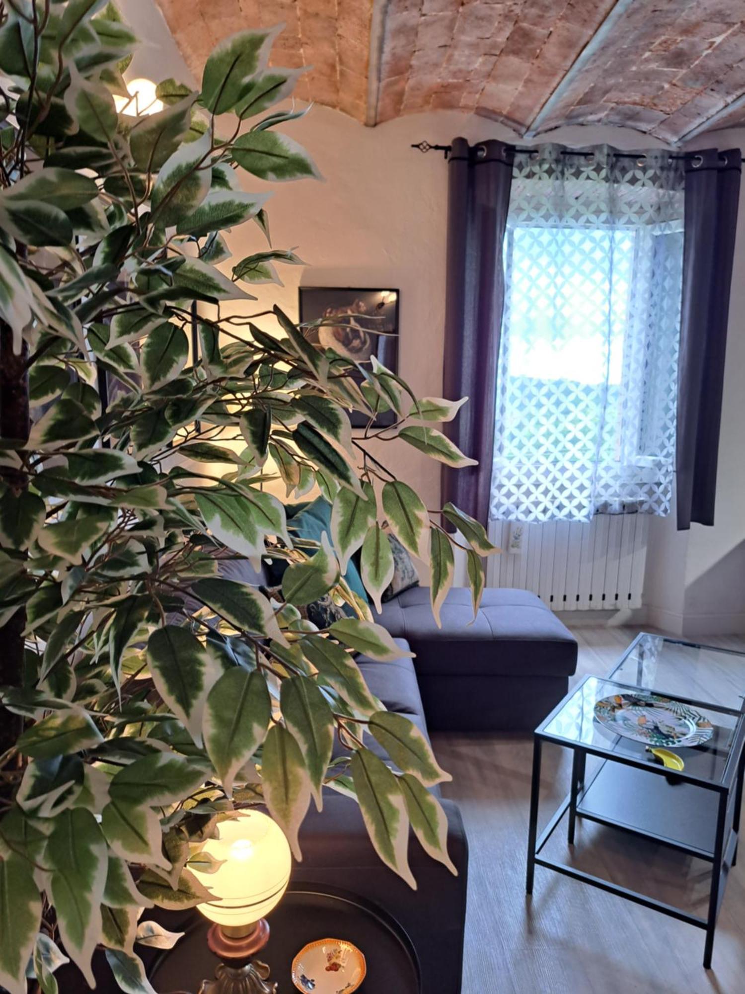 Guest House Vista Bella Apartment & Studio Prata Luaran gambar